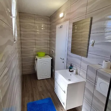 Mlinar - Appartement *