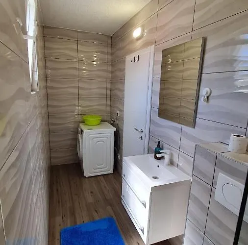 Mlinar - 아파트 *